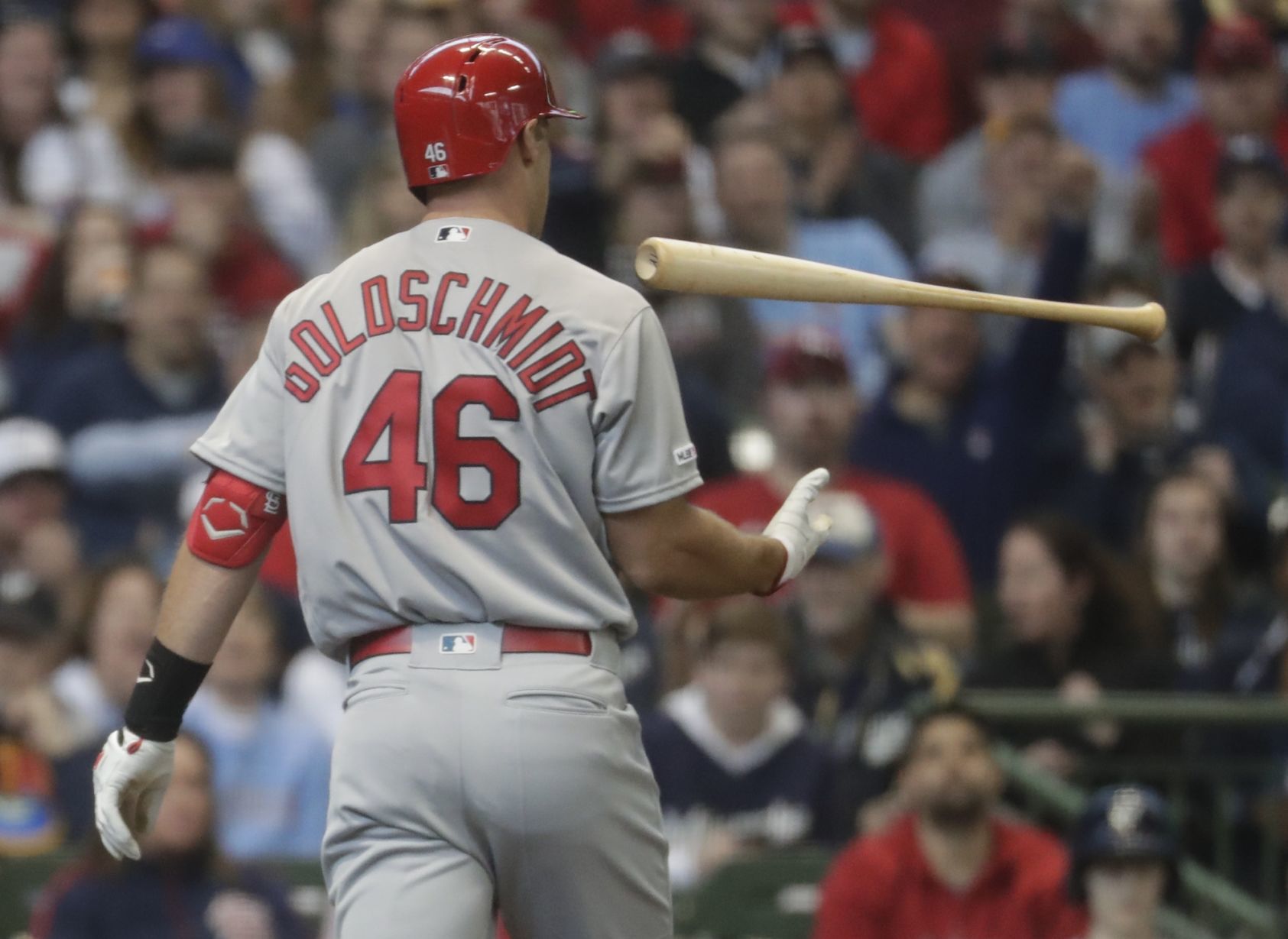 Cardinals, Brewers open baseball season